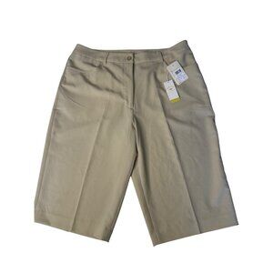 Monterey Club Womens Classic Stretch Golf Shorts Size 8 Beige NWT